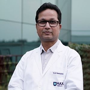 Dr. Arif  Mustaqueem